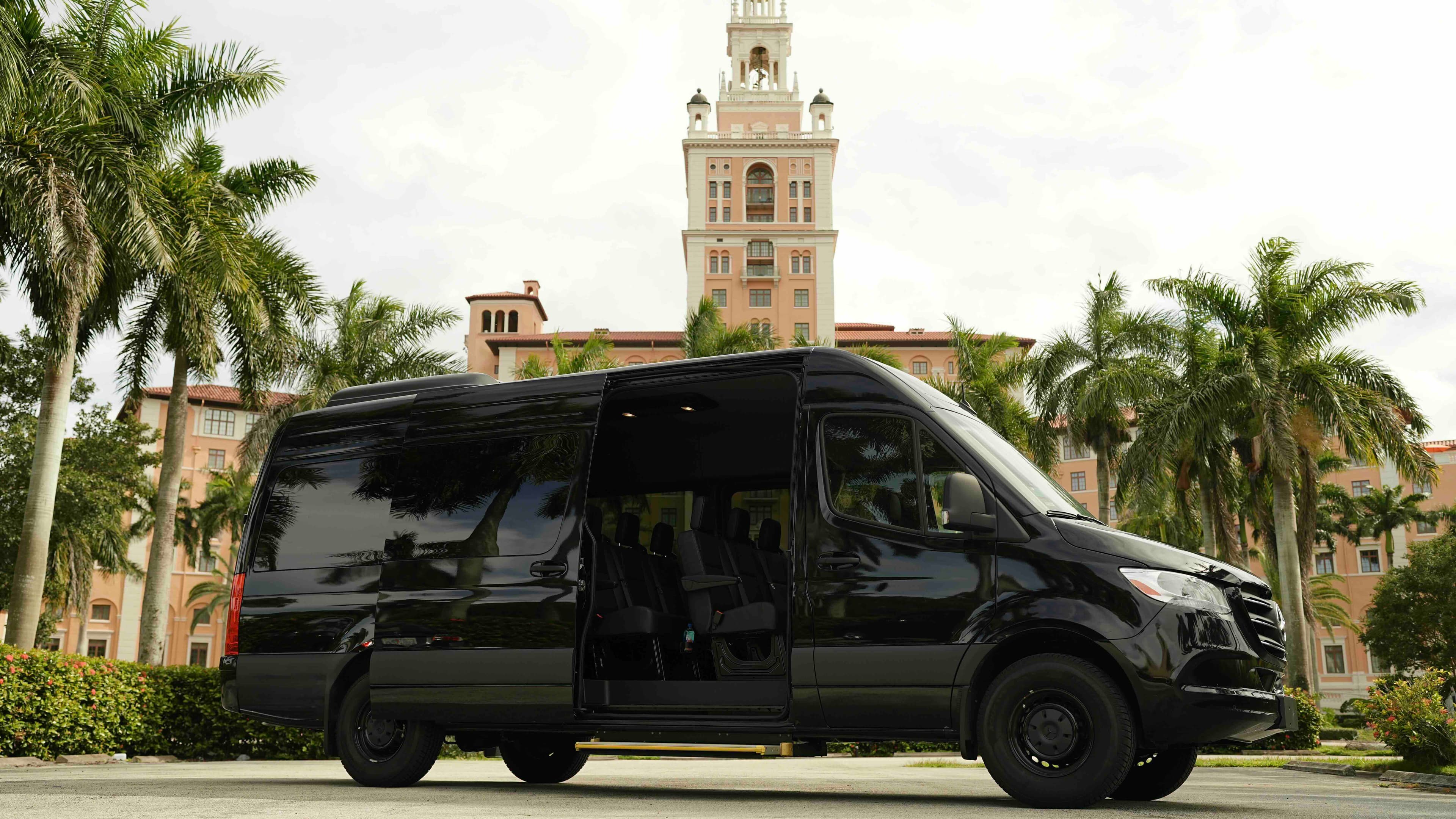 Mercedes Sprinter — exterior
