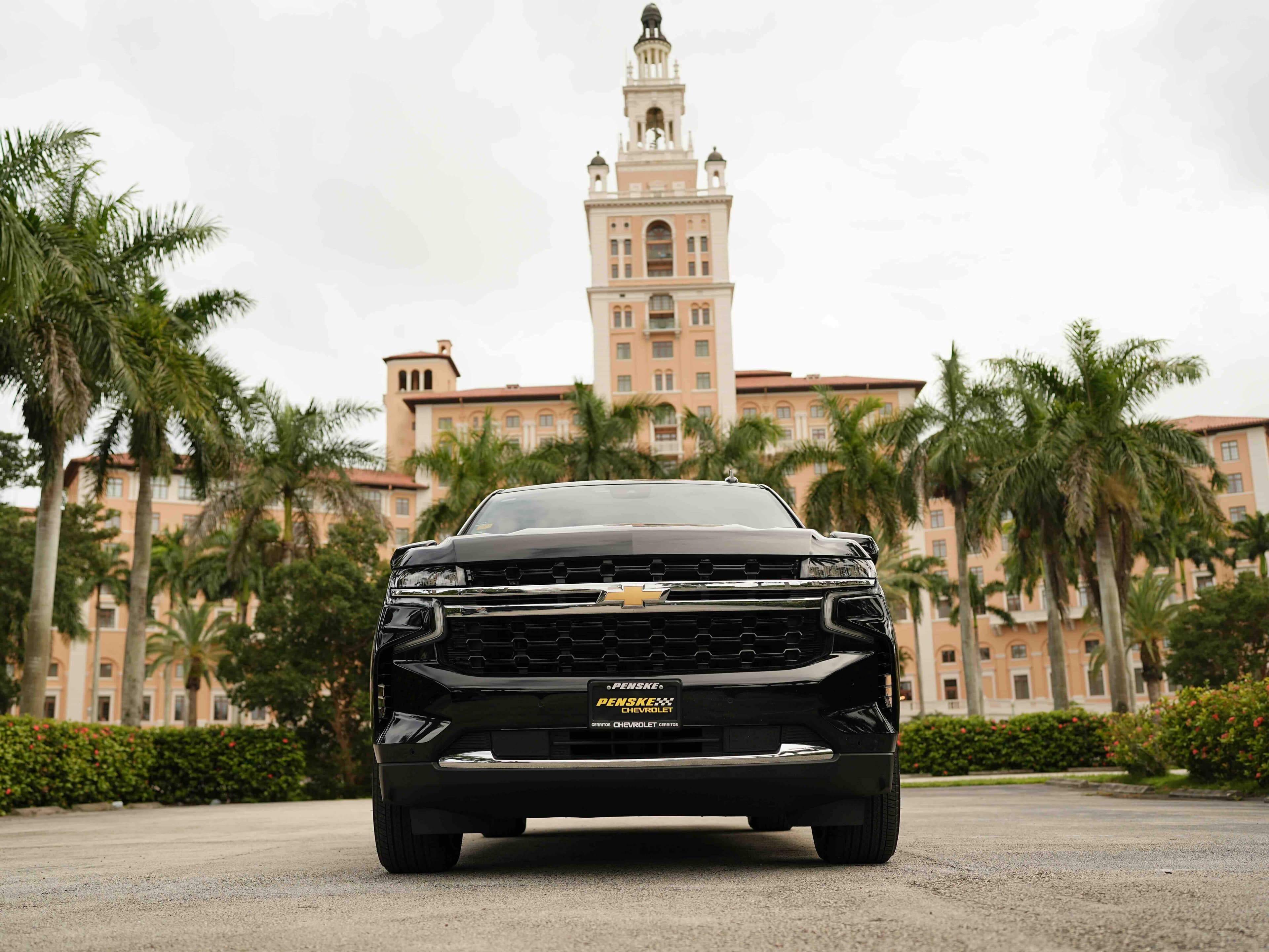Chevrolet Suburban — exterior
